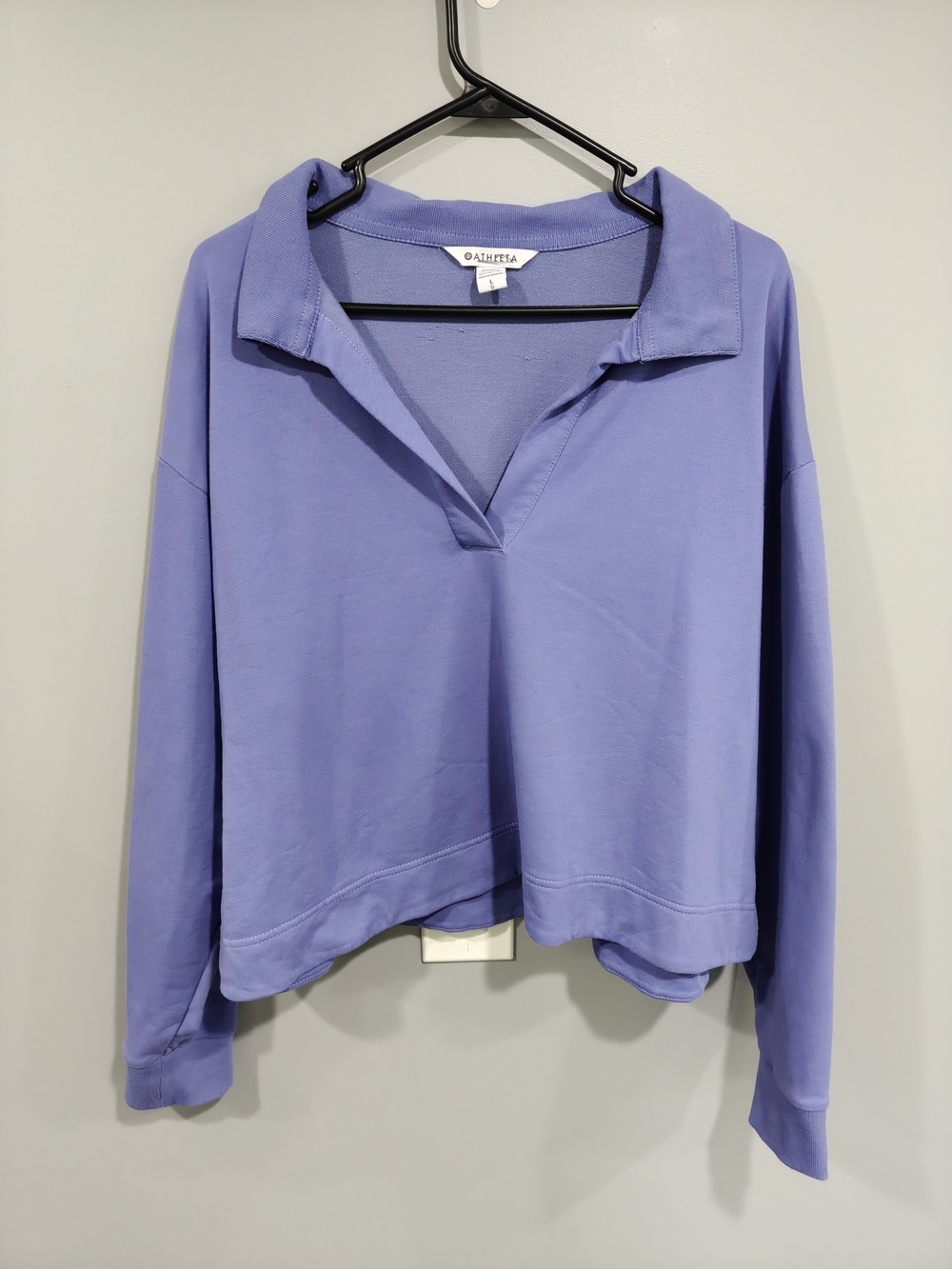 Athleta Retroterry Polo Sweatshirt in adonis purple V Neck Size L
